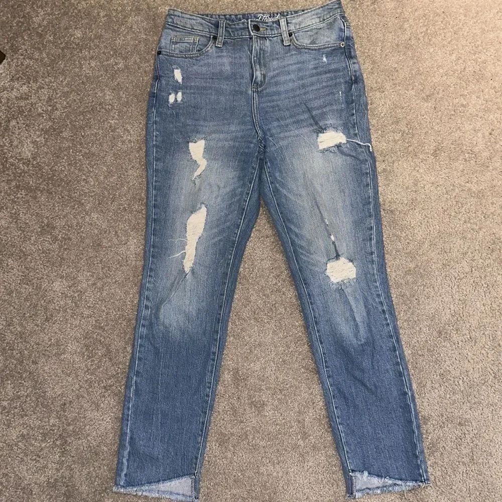 Universal Thread High Rise Straight Distressed Jeans! - Picture 7 of 14